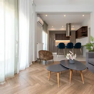 Houseloft Grand Vista Διαμέρισμα